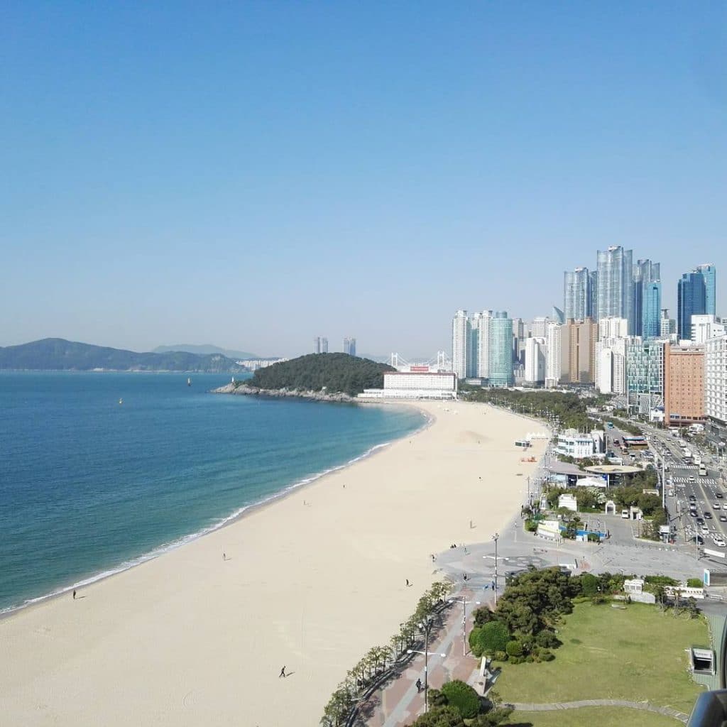Haeundae beach (해운대해수욕장)